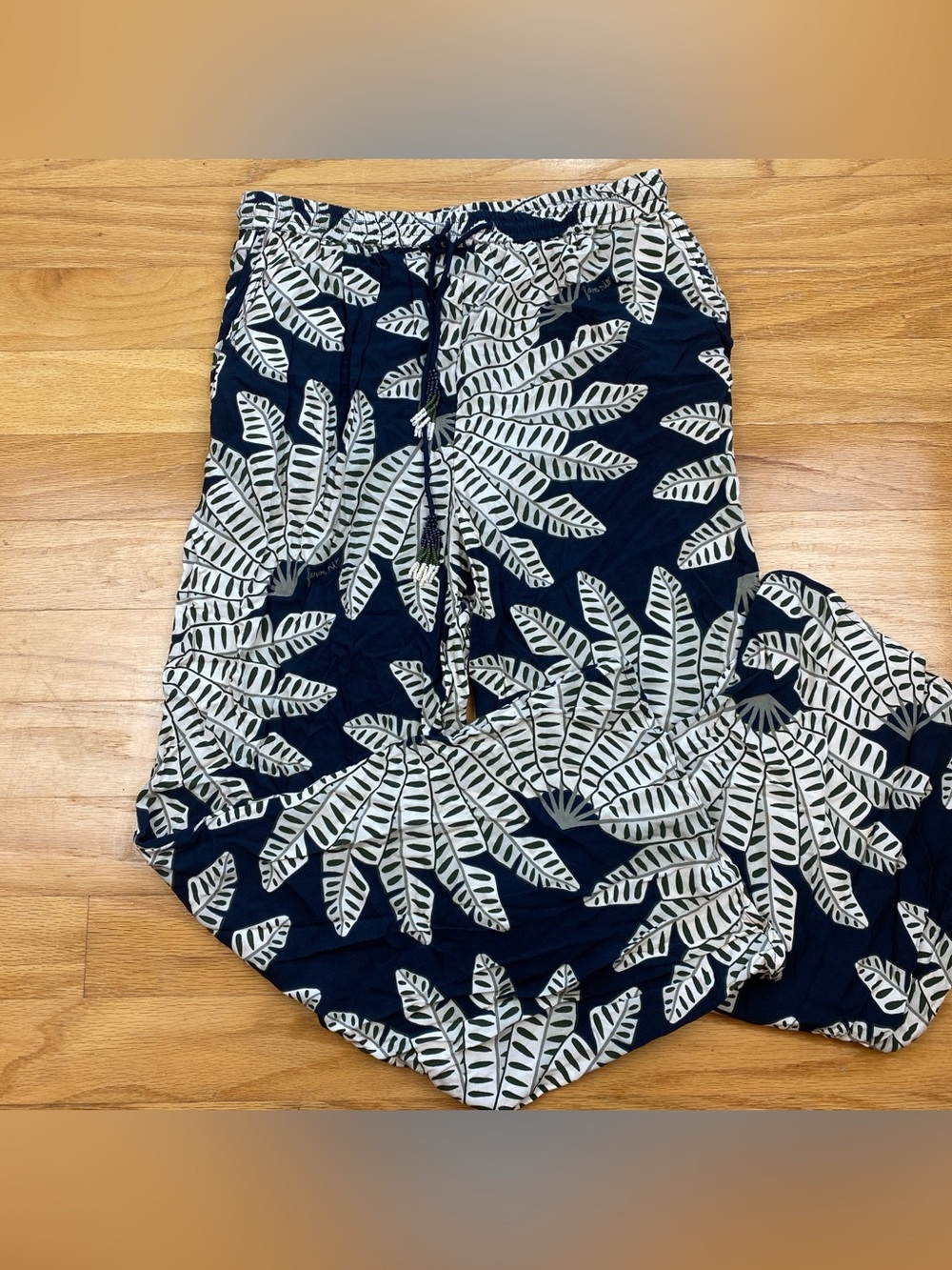 Farm Rio For Anthropologie Navy Cream Size Medium Leaf Printed Palazzo Pants